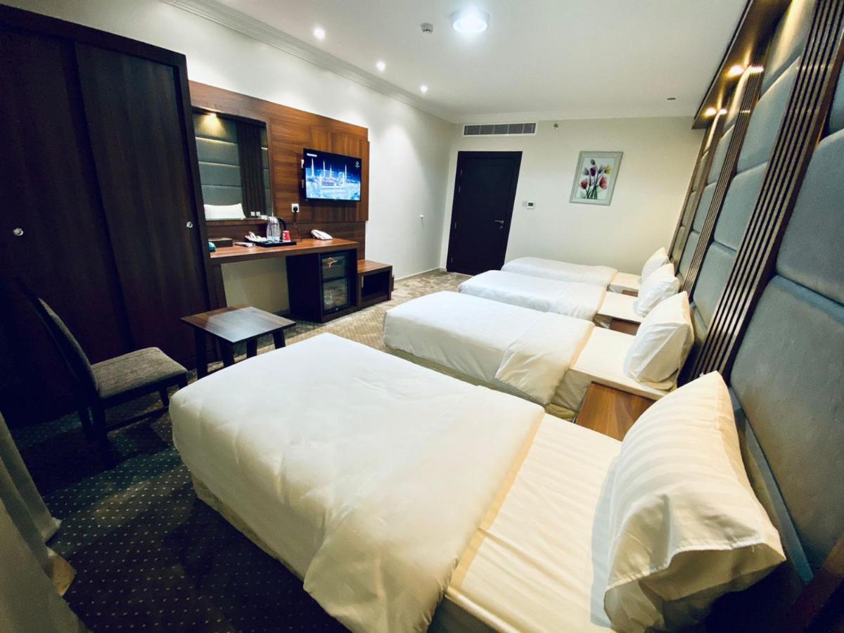 Itlalat Uhud Hotel Medina Bagian luar foto