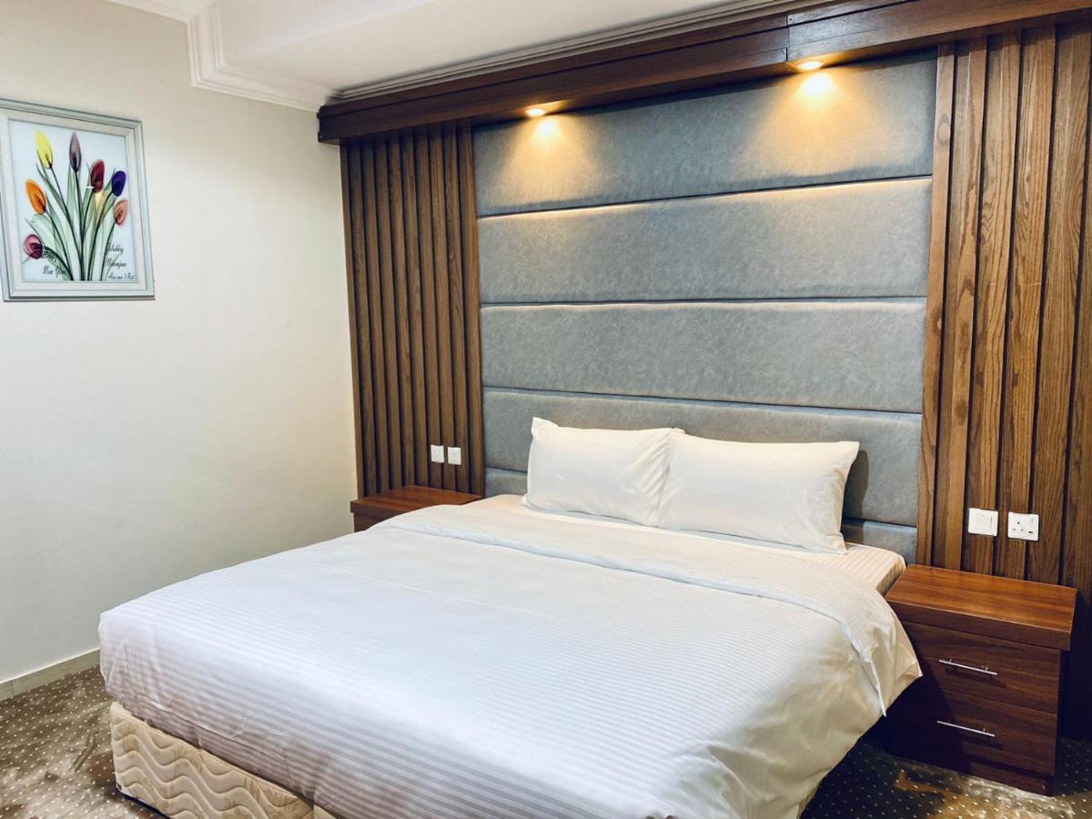 Itlalat Uhud Hotel Medina Bagian luar foto